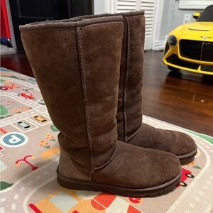 UGG chocolate Brown tall Suede Boots size 8